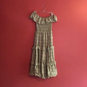 Carly Jean Los Angeles Alaina Midi Dress in Sage